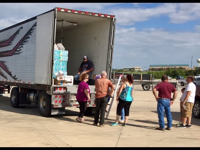 Truck driver voluntarily delivers donations to Hurricane Harvey victims