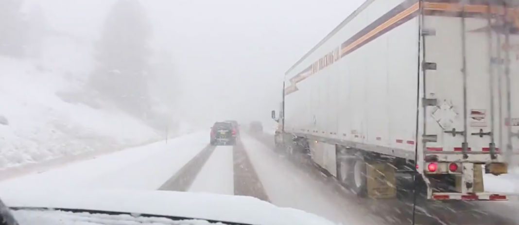 I-5 at Siskiyou Exit 1, Oregon Road and Traffic Cam Siskiyou summit weather cam