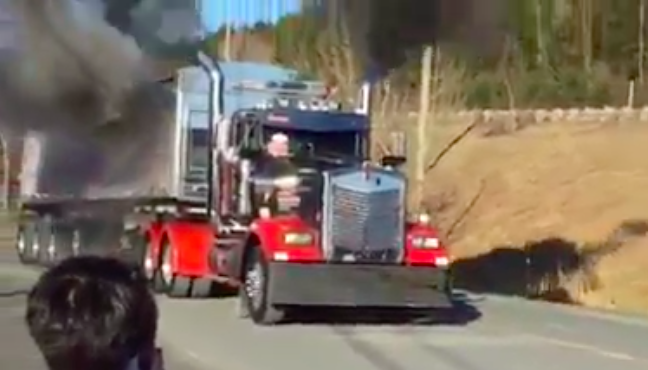 VIDEO: Anti-lag launch control has semi truck spitting flames