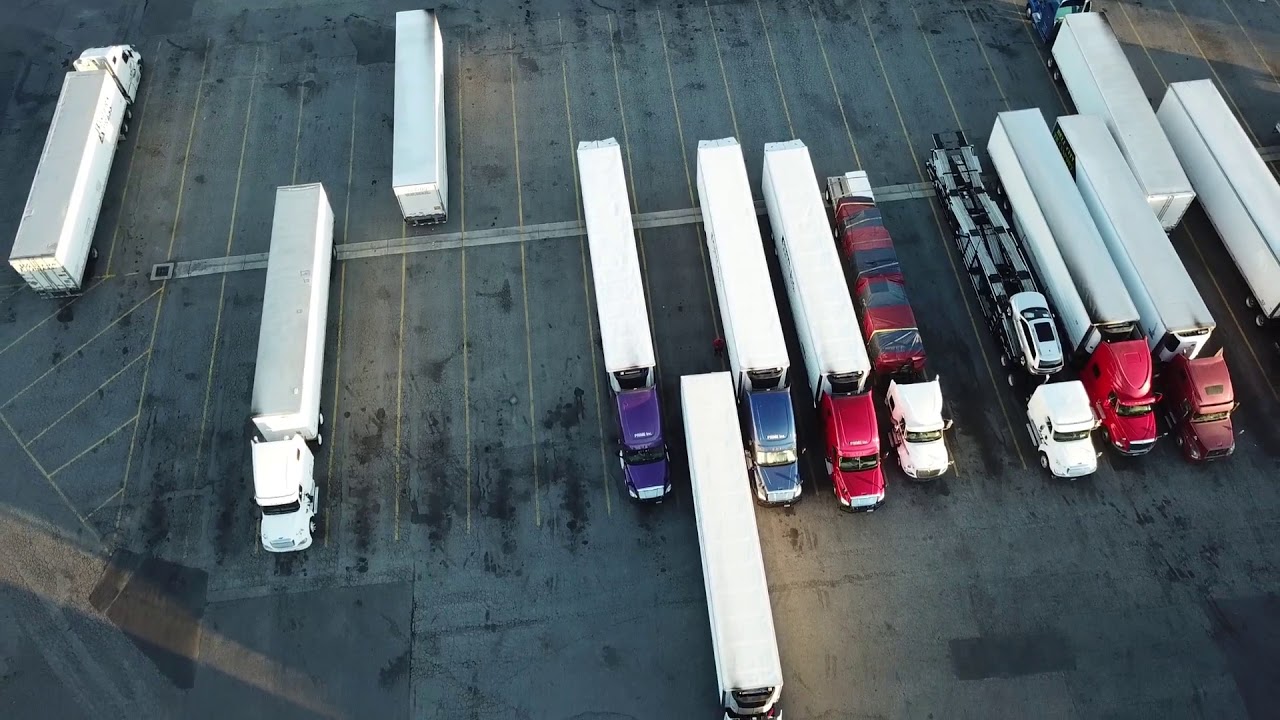 VIDEO: Instructor uses drone in truck stop backing lesson