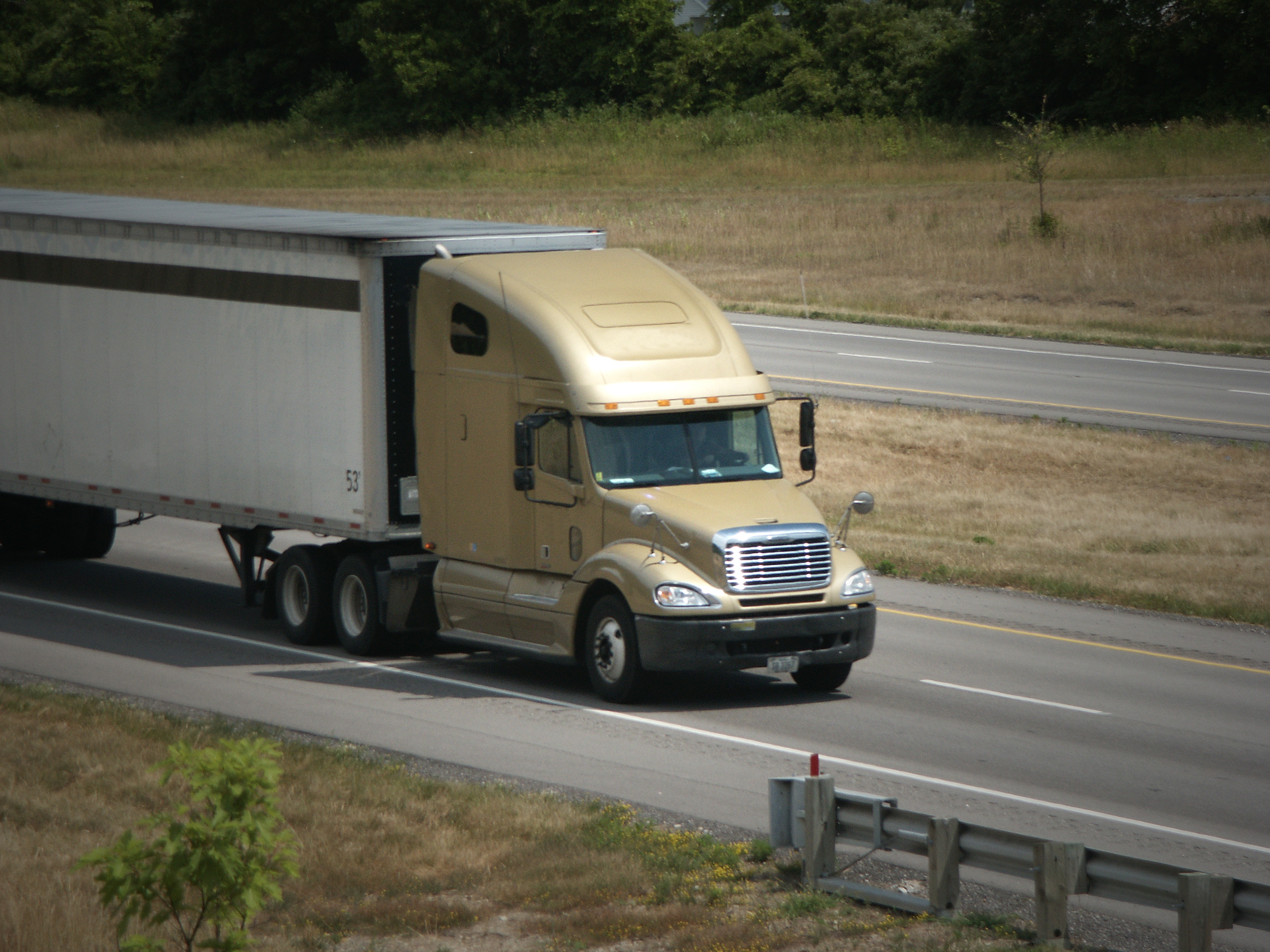 Drivers share their top 8 concerns about trucking during a pandemic