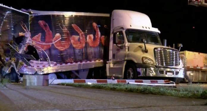 Floridians fill their bellies after train vs. semi truck crash spills meat