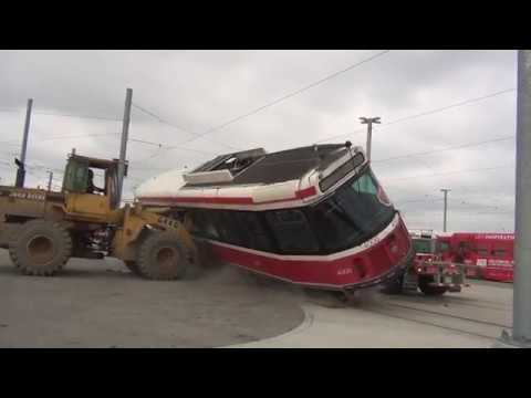 VIDEO: Railcar awkwardly loaded onto flatbed