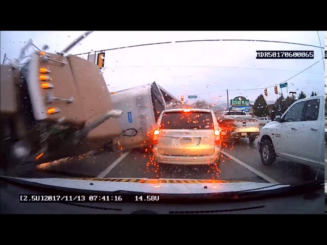 VIDEO: Drugged trucker runs red light, causes six-vehicle crash