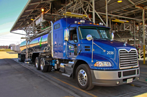 New Pay Packages & Better Fuel Surcharge Options for Owner Operators