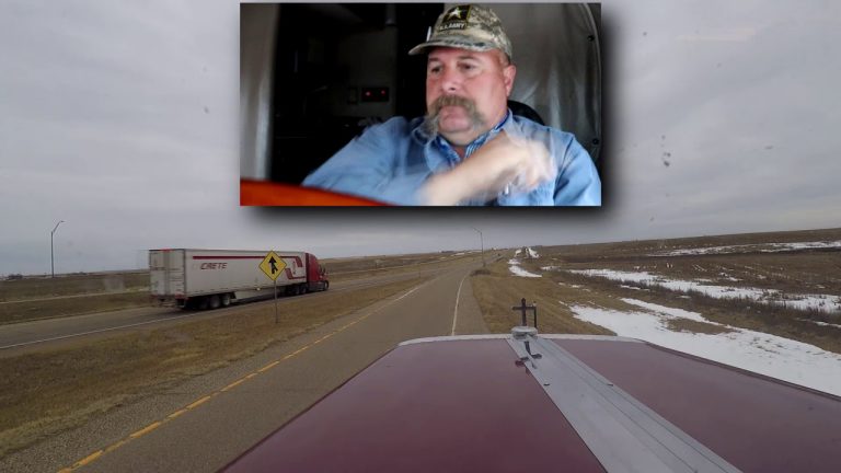 VIDEO: Truck driver loses his mind