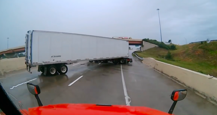 VIDEO: Trucker in a hurry stopped by jarring jackknife