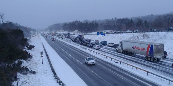 39 Vehicles Collided on Snowy Highway 400