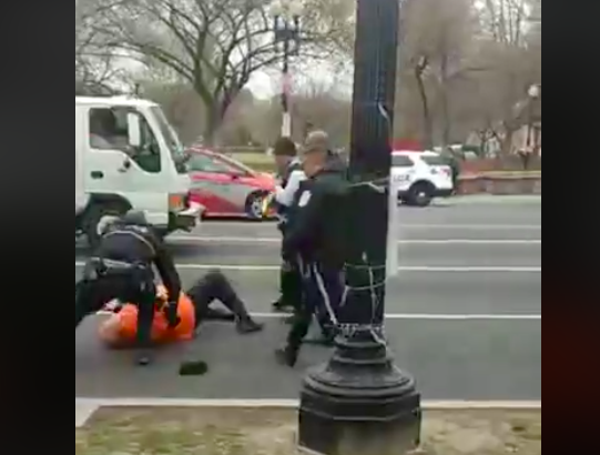 Man tased during trucker protest in Washington