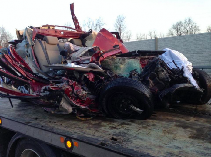 Woman survives wrong-way, head-on crash with semi truck on Ohio Turnpike