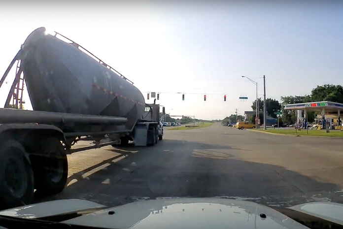 VIDEO-Truck leaves a little something behind