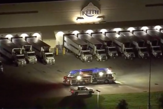 Two die in shooting at Texas distribution center