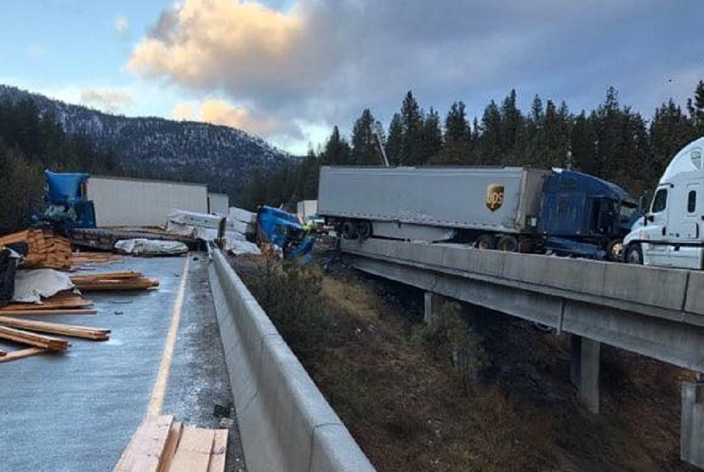 Five semis involved in fatal pileup due to extreme black ice and heavy fog