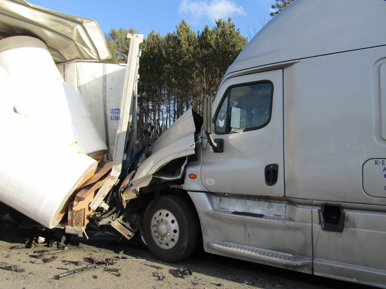 “Erratic” police chase ends with car fatally sandwiched between two semis