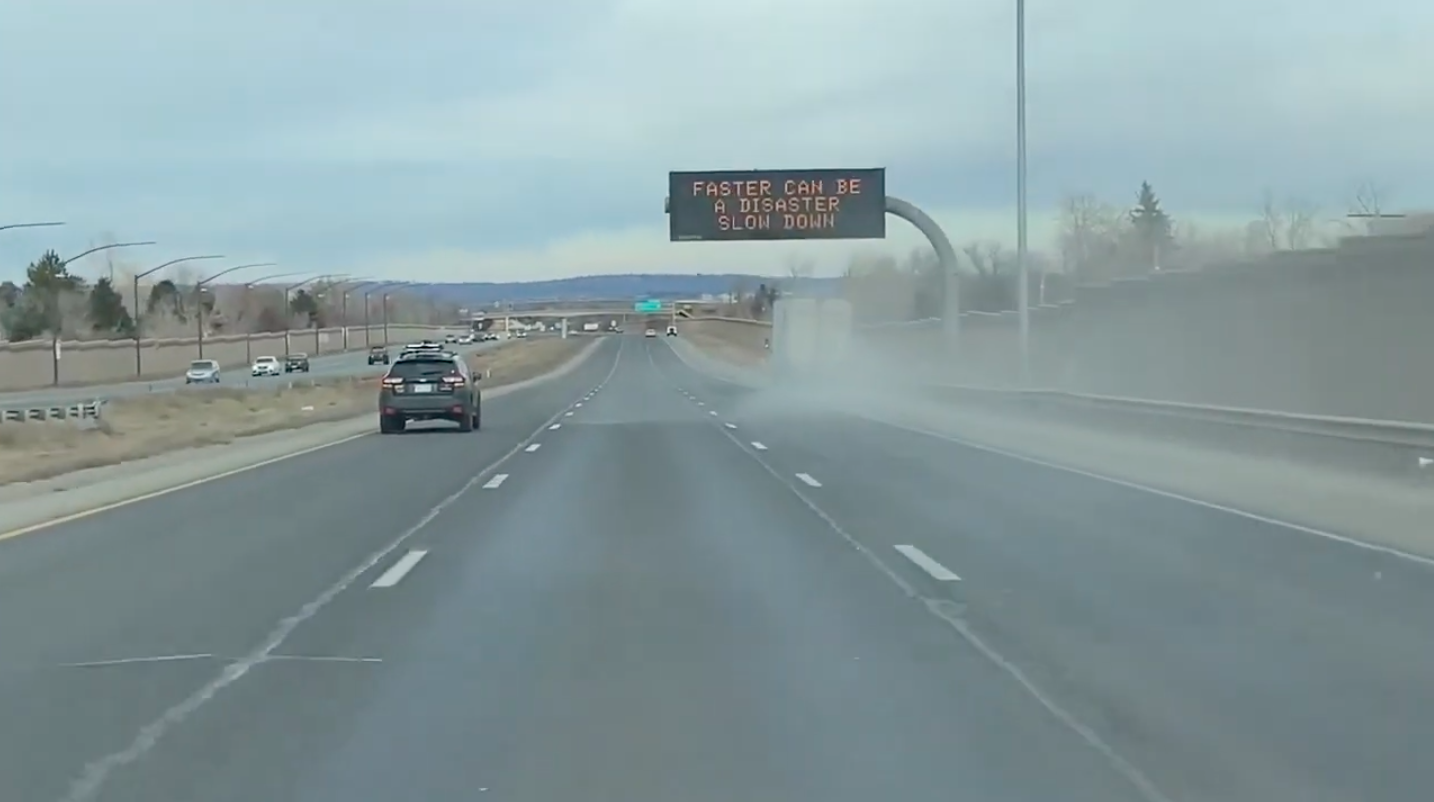 VIDEO: Trucker loses brakes on Colorado I-70, uses shoulder to stop