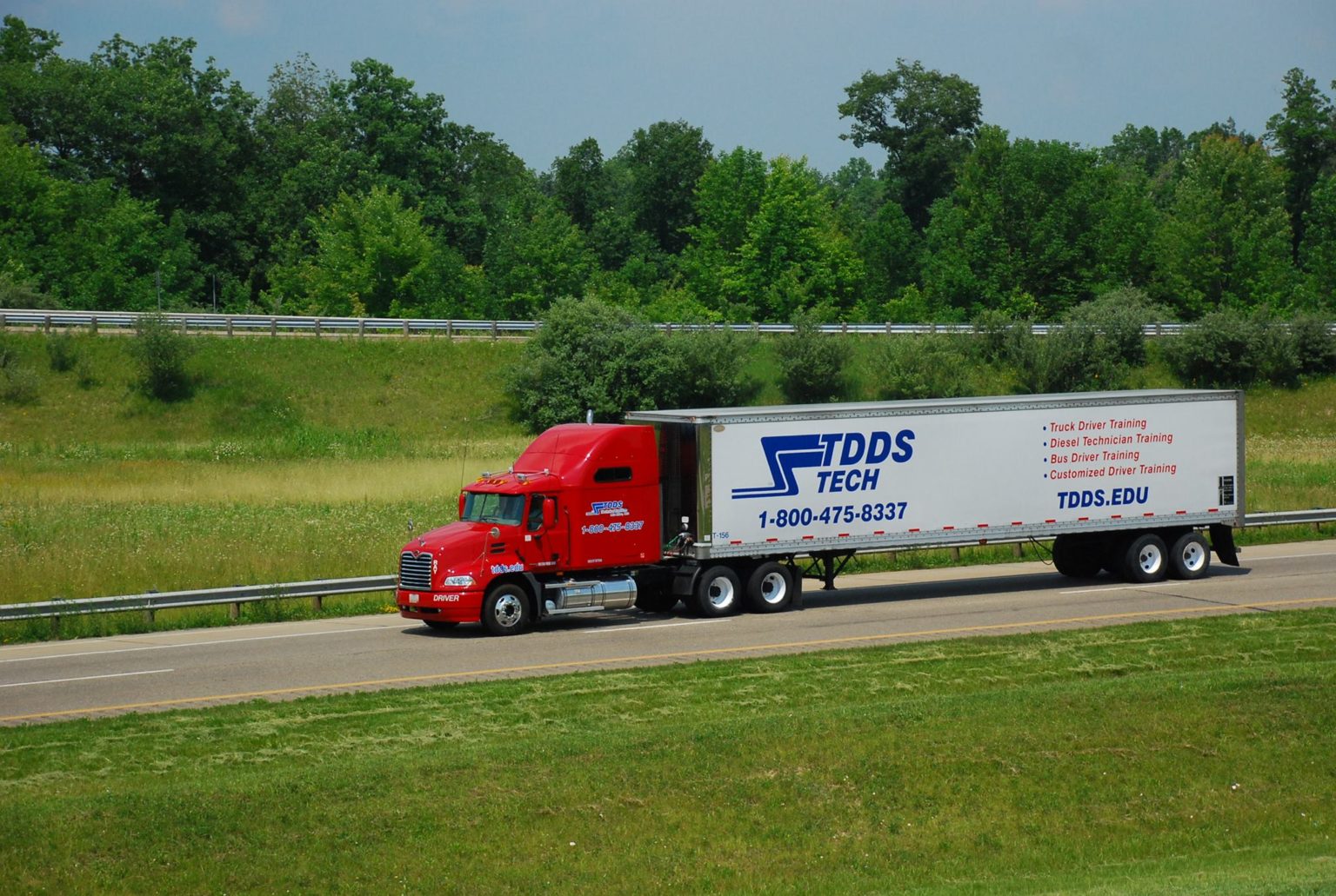 After 48 years, trucker training school suspends operations, citing pandemic unemployment ...