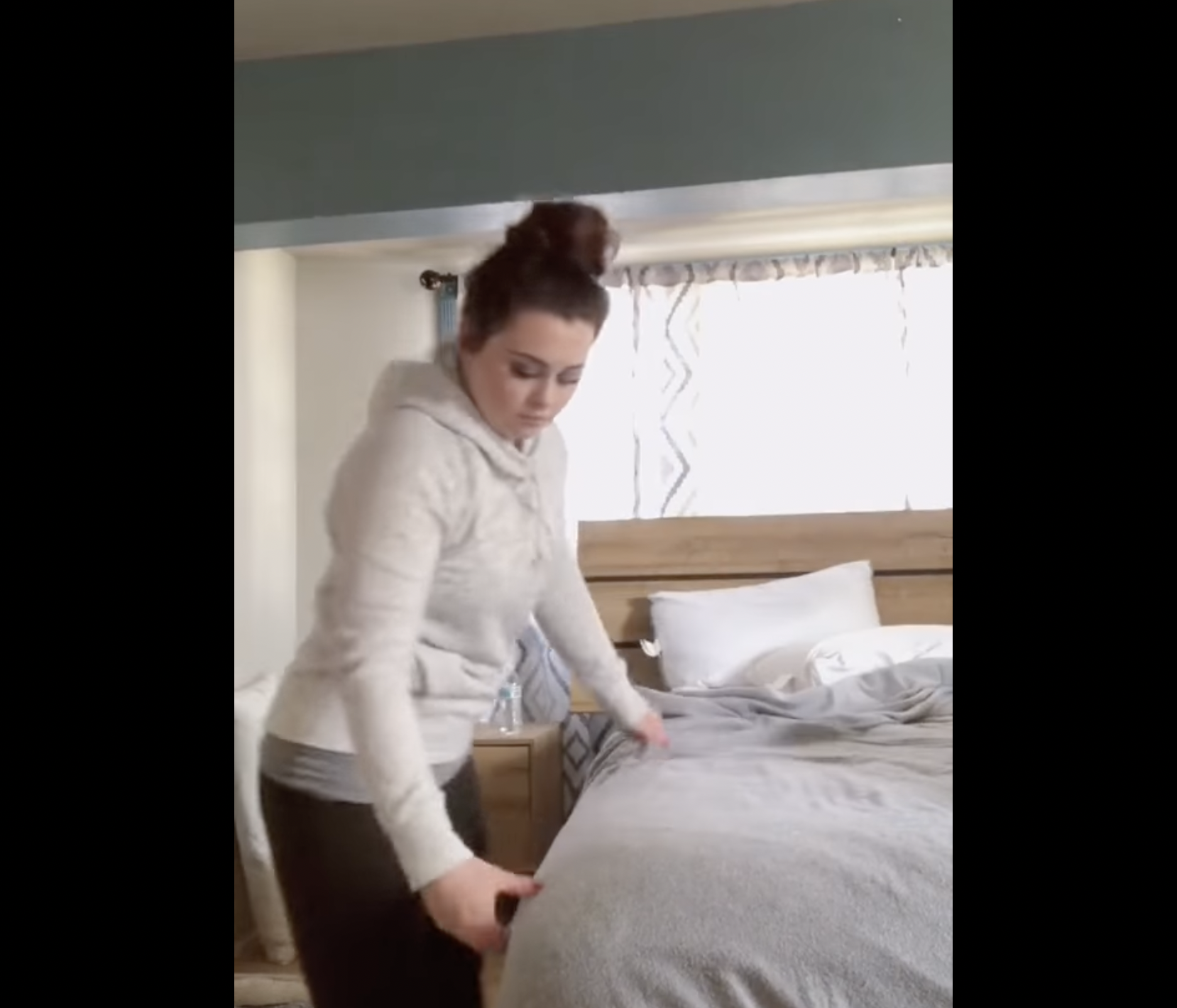 Watch how this ‘trucker’s girl’ preps for her driver to come home after a month out on the road