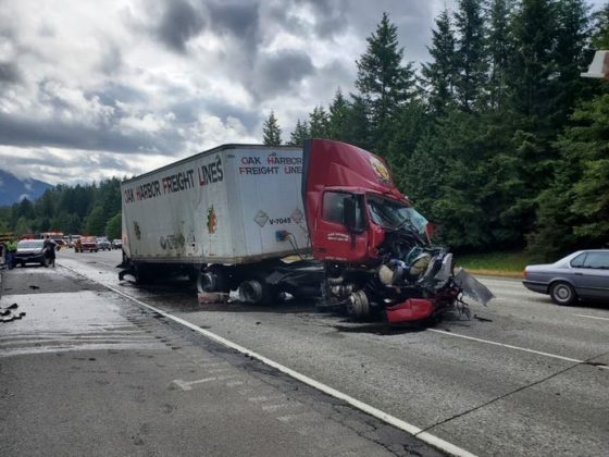 Only Minor Injuries Sustained In Wreck That Smashed Two Semi Trucks