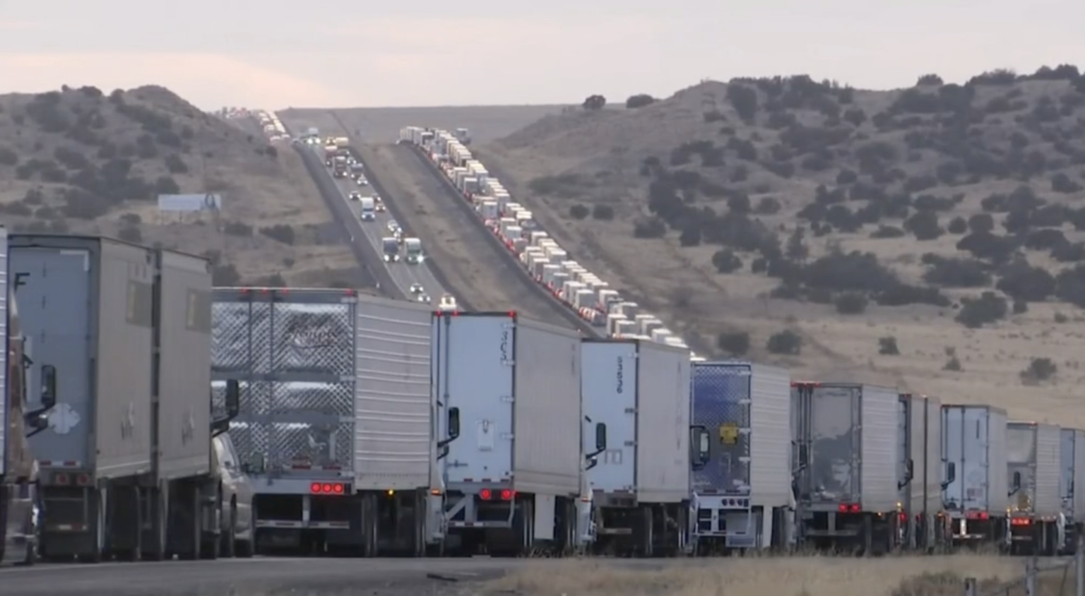 Thirty mile backups reported due to New Mexico construction project