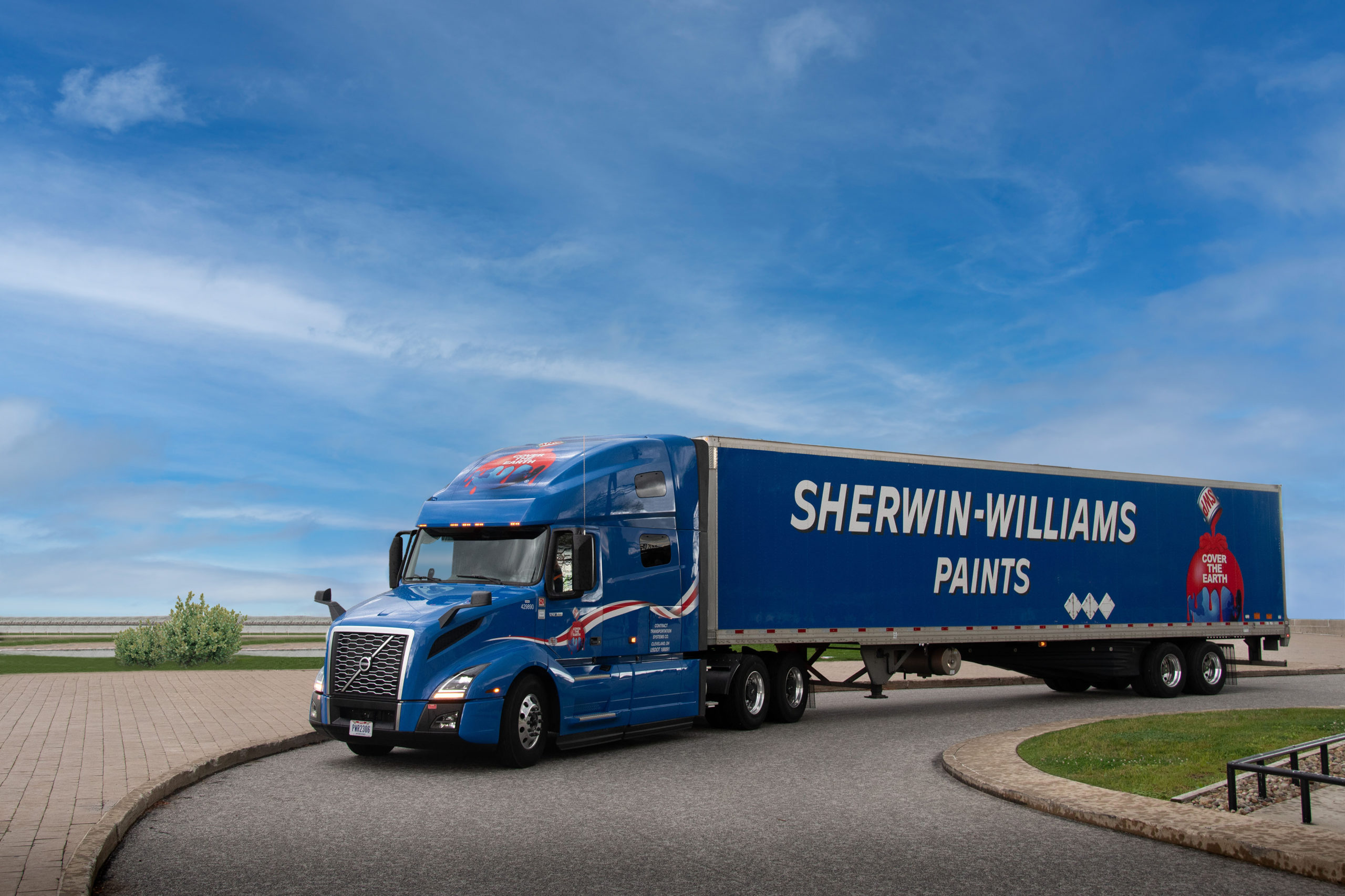 One of America’s largest (and most colorful!) private fleets is looking for a few good drivers