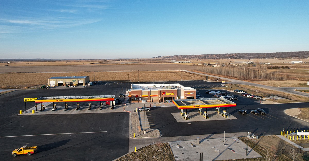 Love's opens four new truck stops, adds 280 truck parking spaces