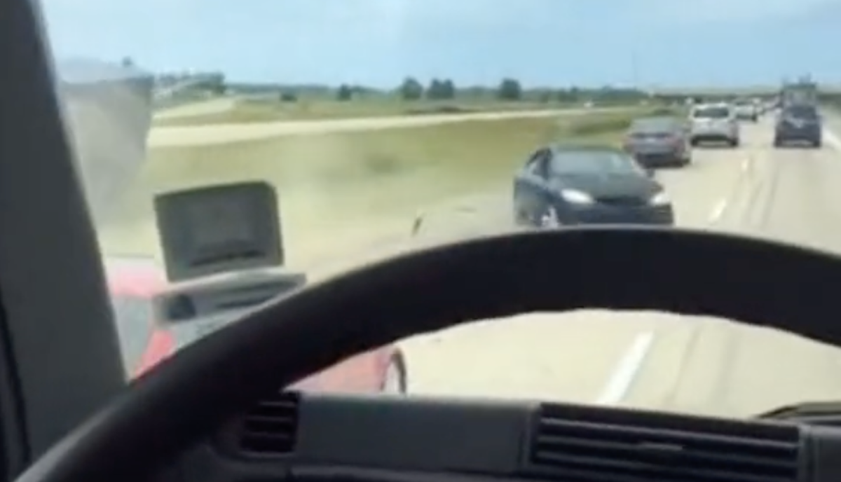 VIDEO: Driver completely unaffected by the chaos happening around him