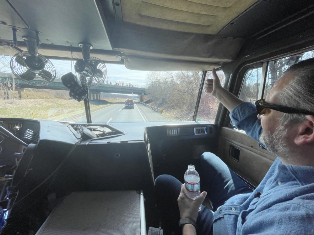 VIDEO: U.S. Senator joins People’s Convoy from the passenger seat of a big rig