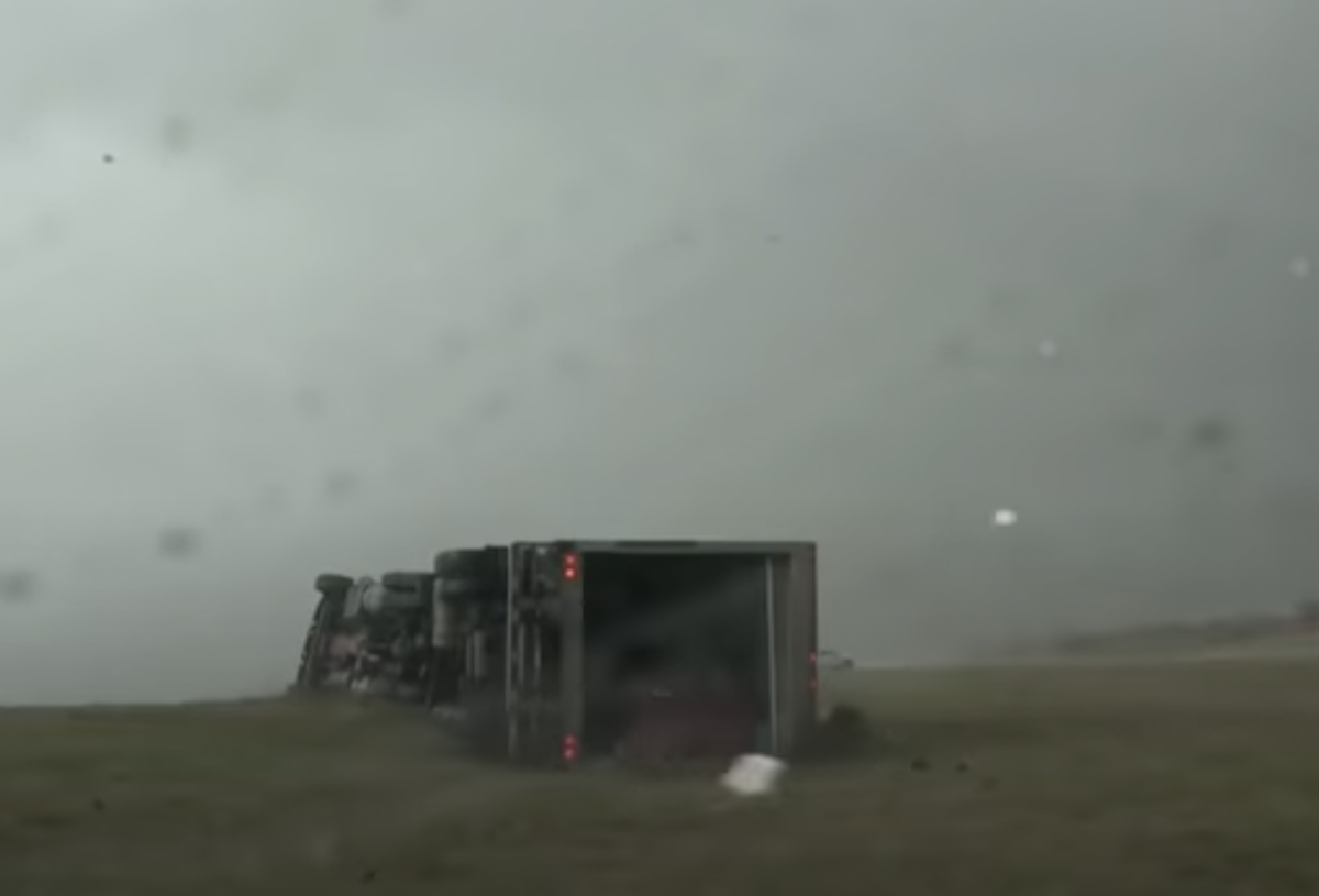 VIDEO: Texas tornado tosses truck into storm chaser’s vehicle