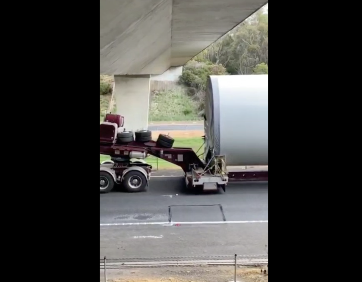 VIDEO: This heavy haul will make your palms sweaty