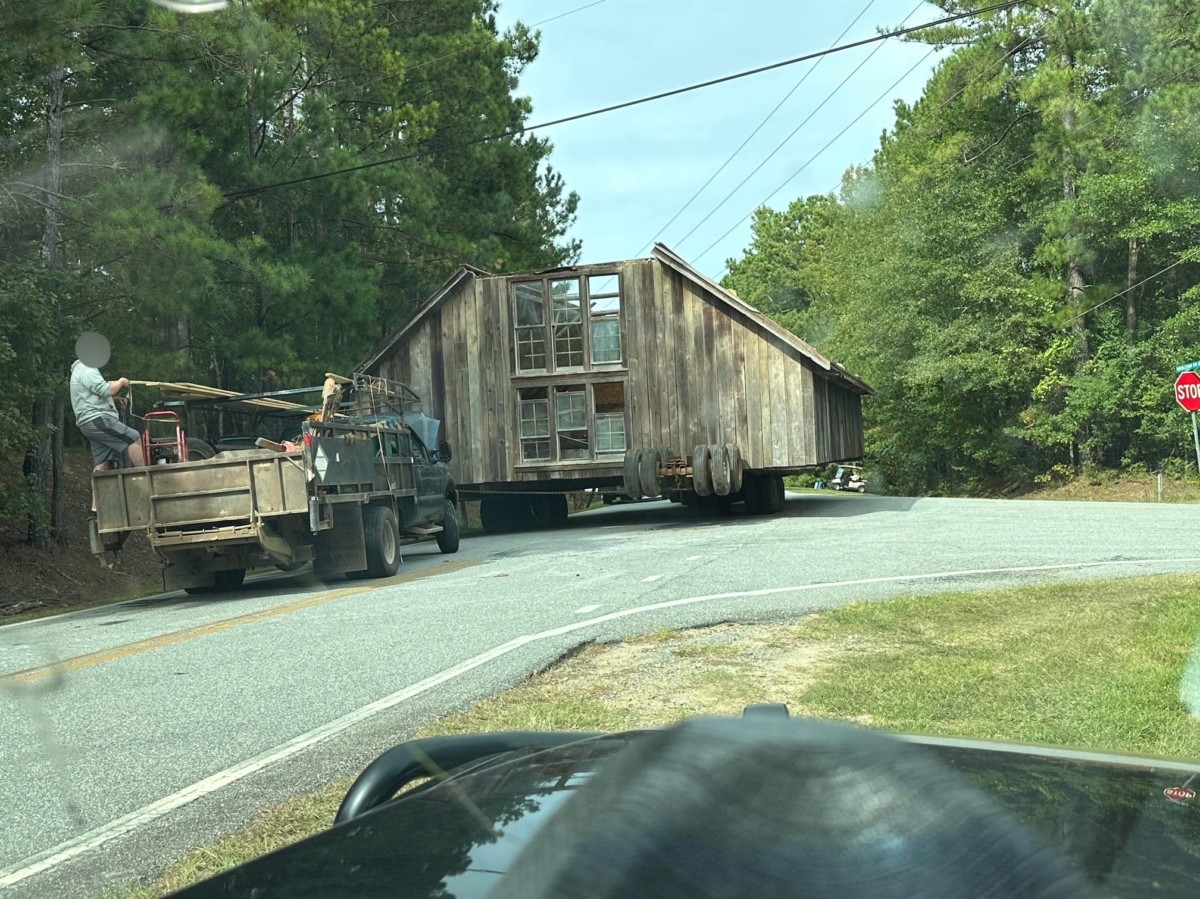 This house haul resulted in 25 violations, including 5 out of service violations, Georgia DPS says