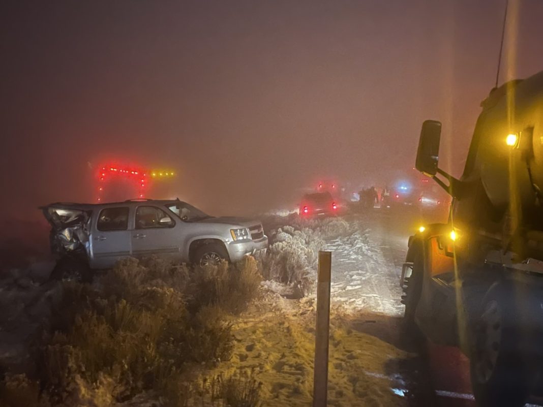 30 Vehicle Pileup Closes I 90 In Washington