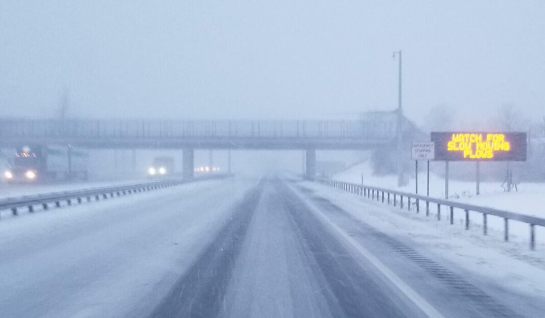 Tandem and empty tractor trailer bans issued in New York State