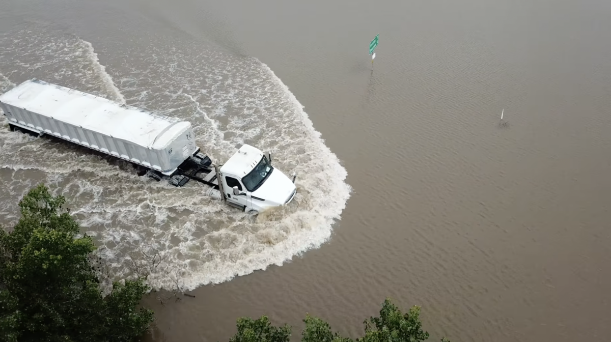 VIDEO: Truck plows through flood waters on Texas highway