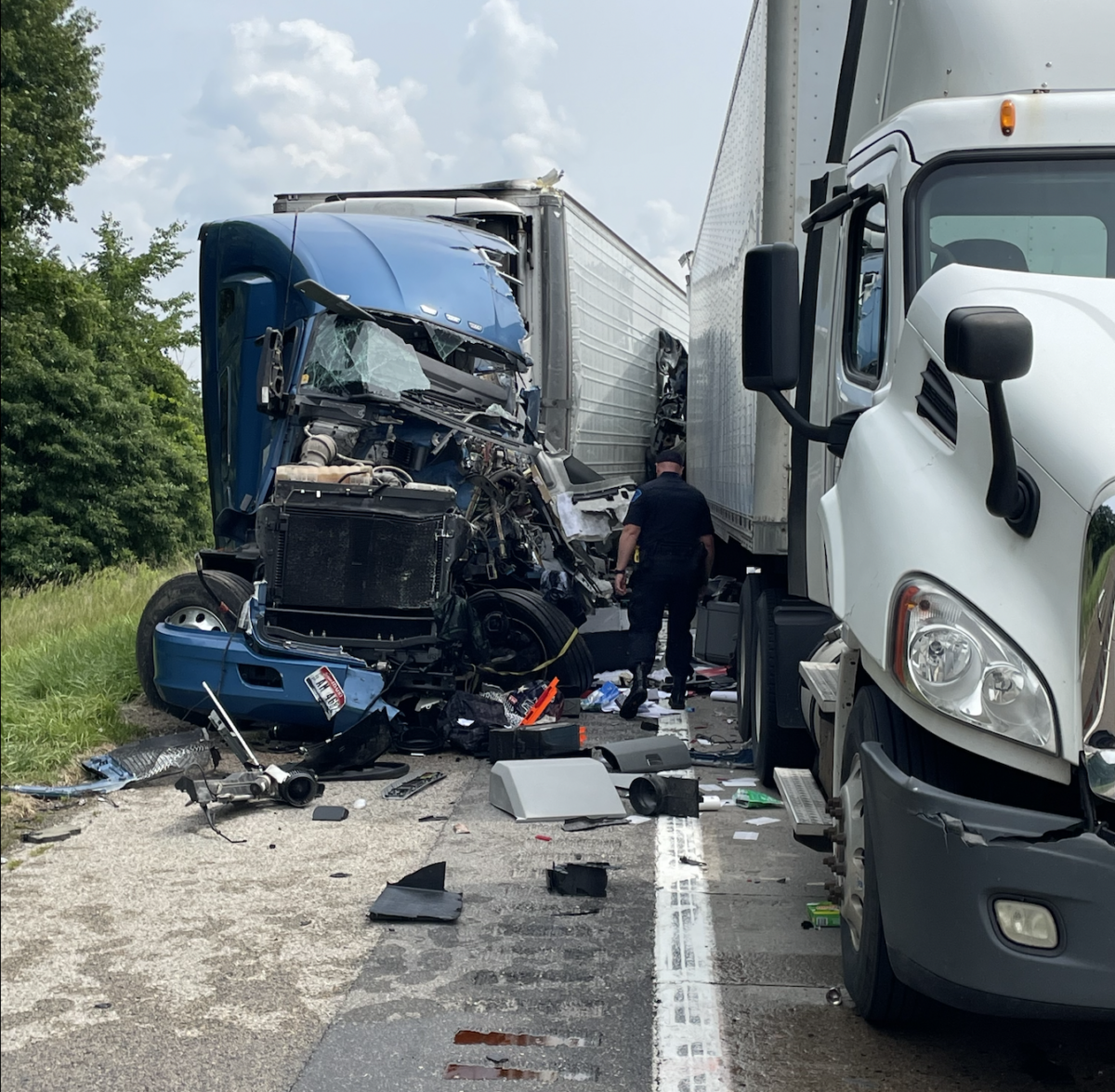 I-96 west in Michigan closed for ‘serious’ collision involving multiple semis