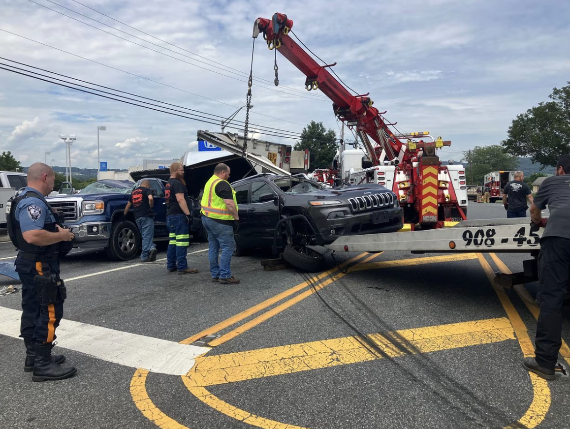 Trucker questions why some people have licenses after wreck with sedan pinned two other cars