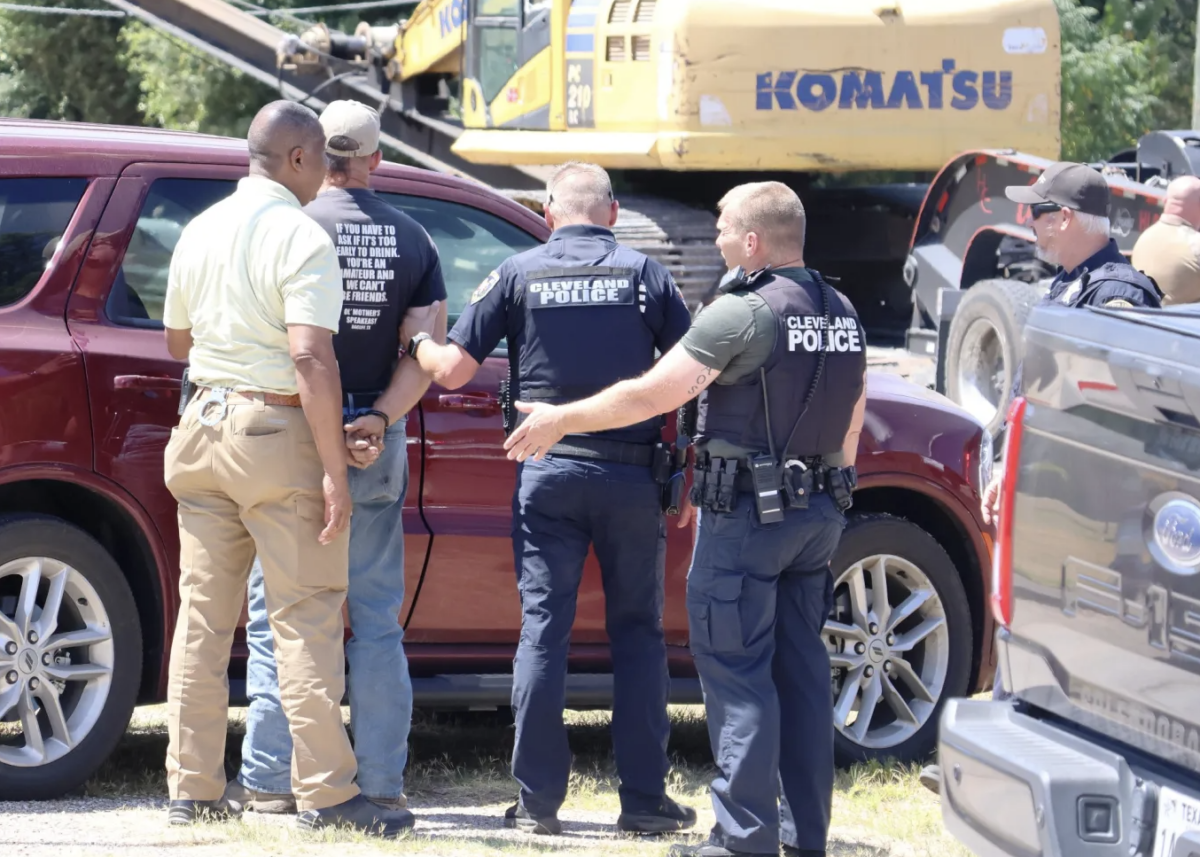 Truck driver arrested following standoff sparked by his incessant honking at officers responding to crash scene