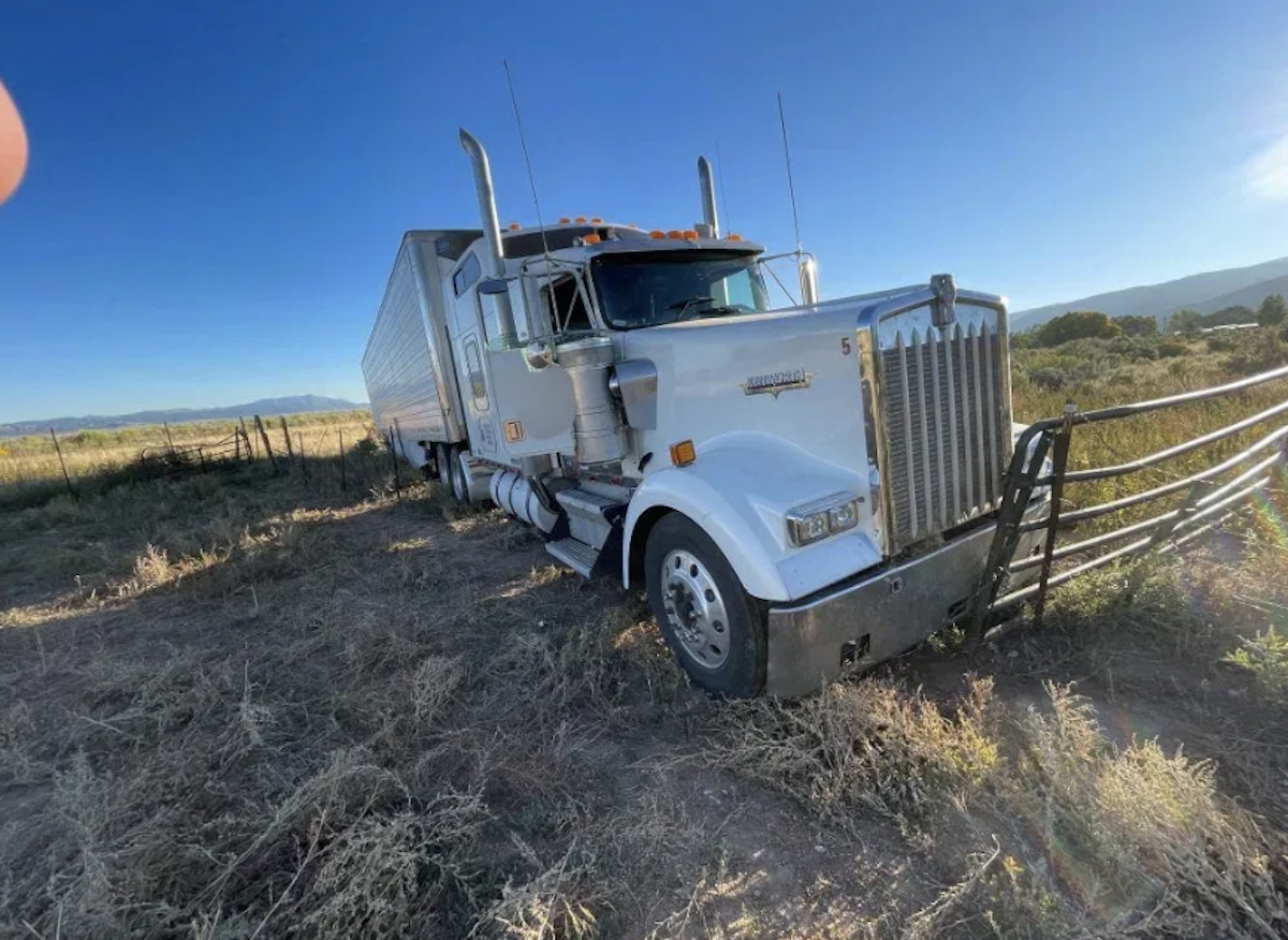 Truck driver later dies in hospital after insisting he stay with his cargo following wreck 