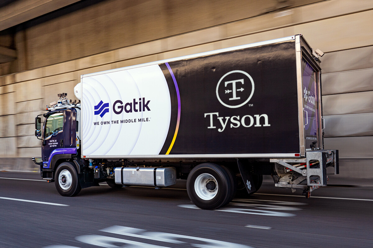 Tyson Foods to deploy autonomous refrigerated box trucks in Arkansas