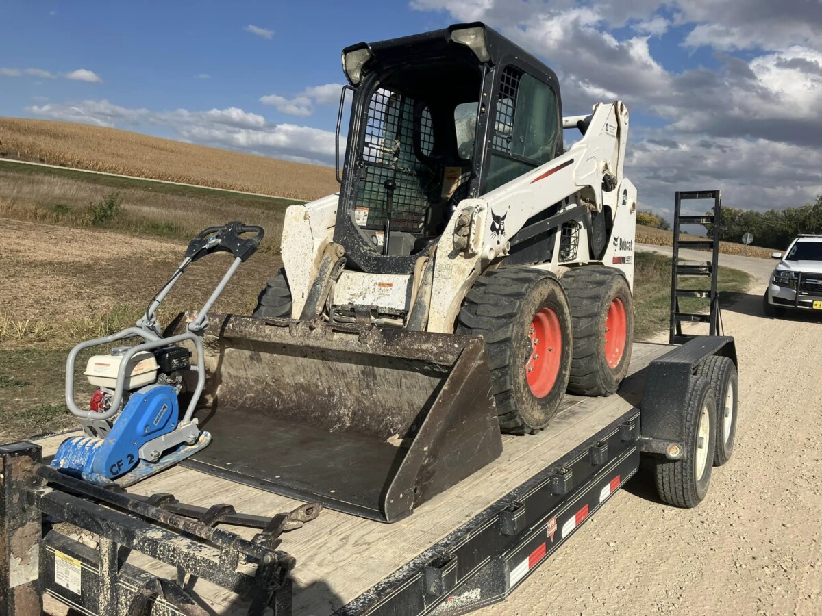 Iowa State Patrol calls out truckers for unsecured equipment hauls