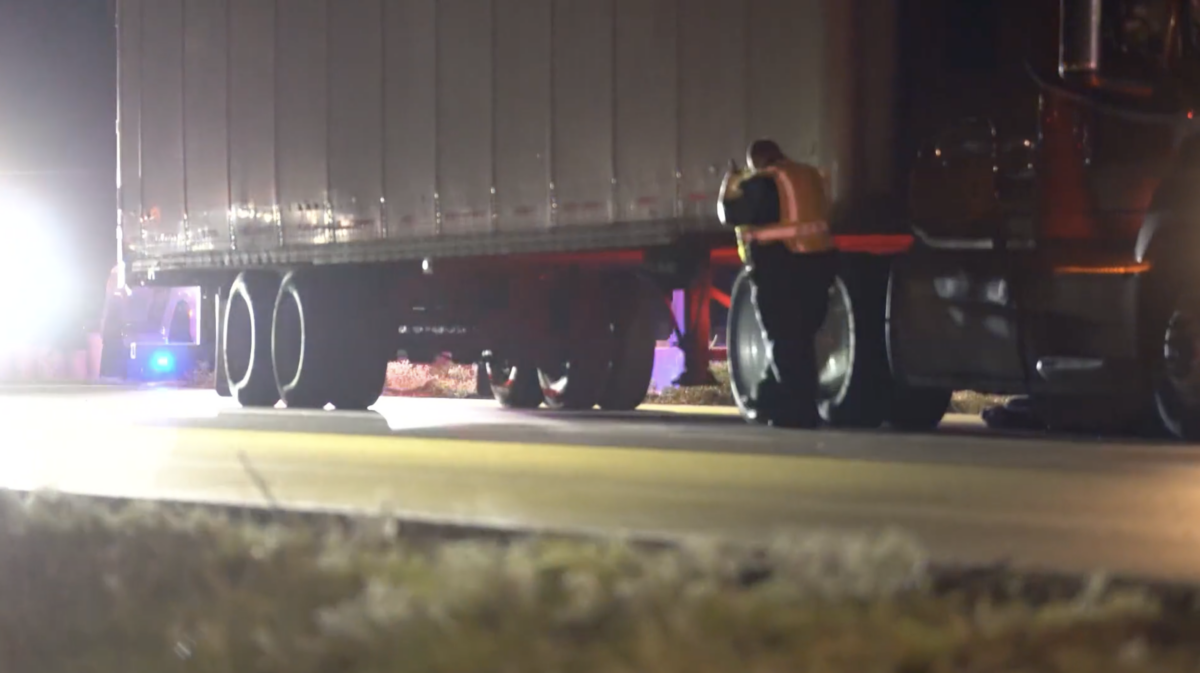 Stowaway falls to his death from a moving semi truck, Texas cops say