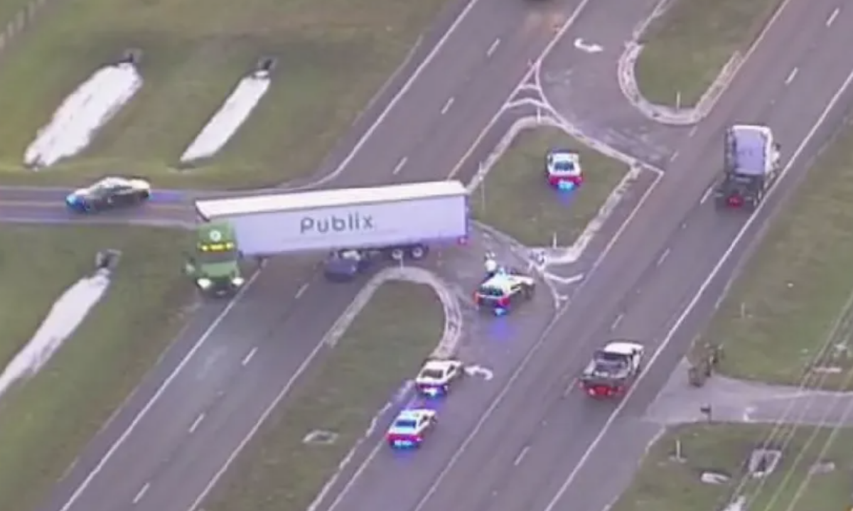 Motorist killed slamming into semi truck making u-turn on Florida highway