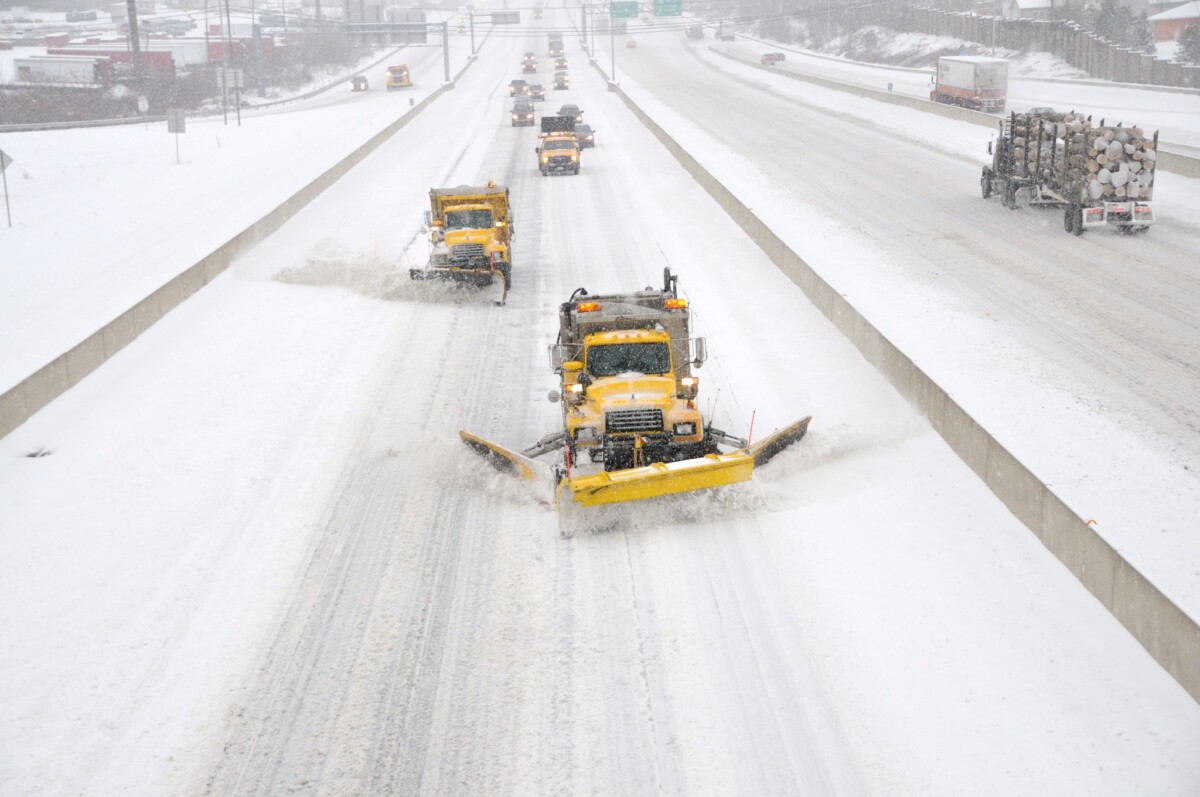 Pennsylvania and Ohio to ban certain tractor trailer travel for winter weather