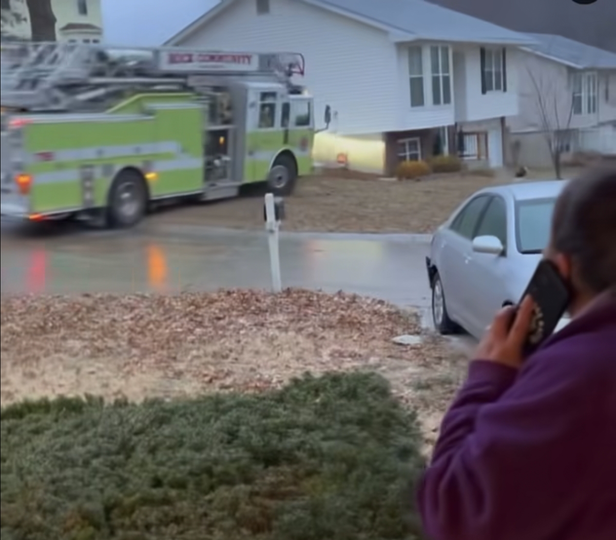 Videos of swiftly spinning fire truck show you just how slick it is in Missouri