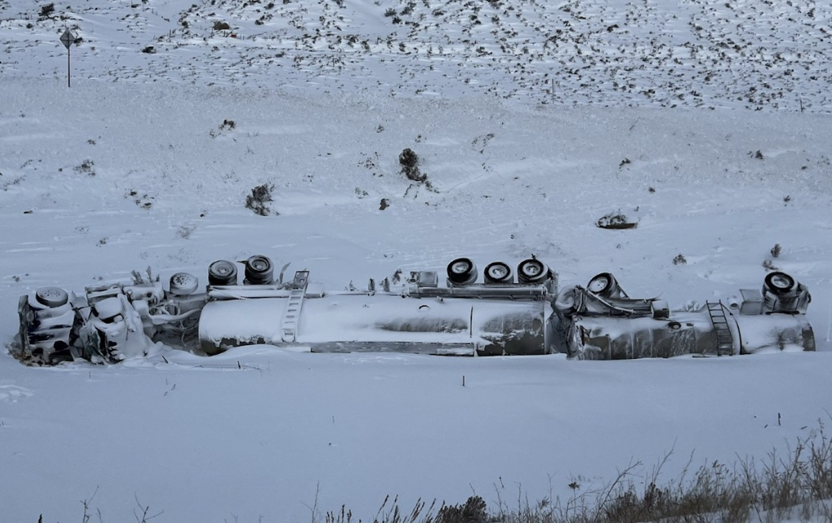 Trucker says he ‘wouldn’t have made it’ without the help of the only motorist who saw his wrecked rig during a white-out