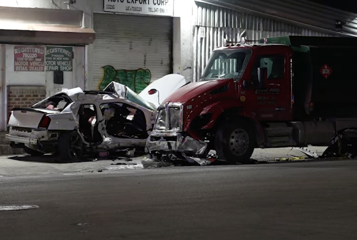 Two killed when car slams into parked rig during sideshow stunt