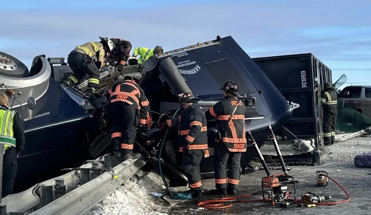 Semi truck fails to negotiate curve, injuring police deputy