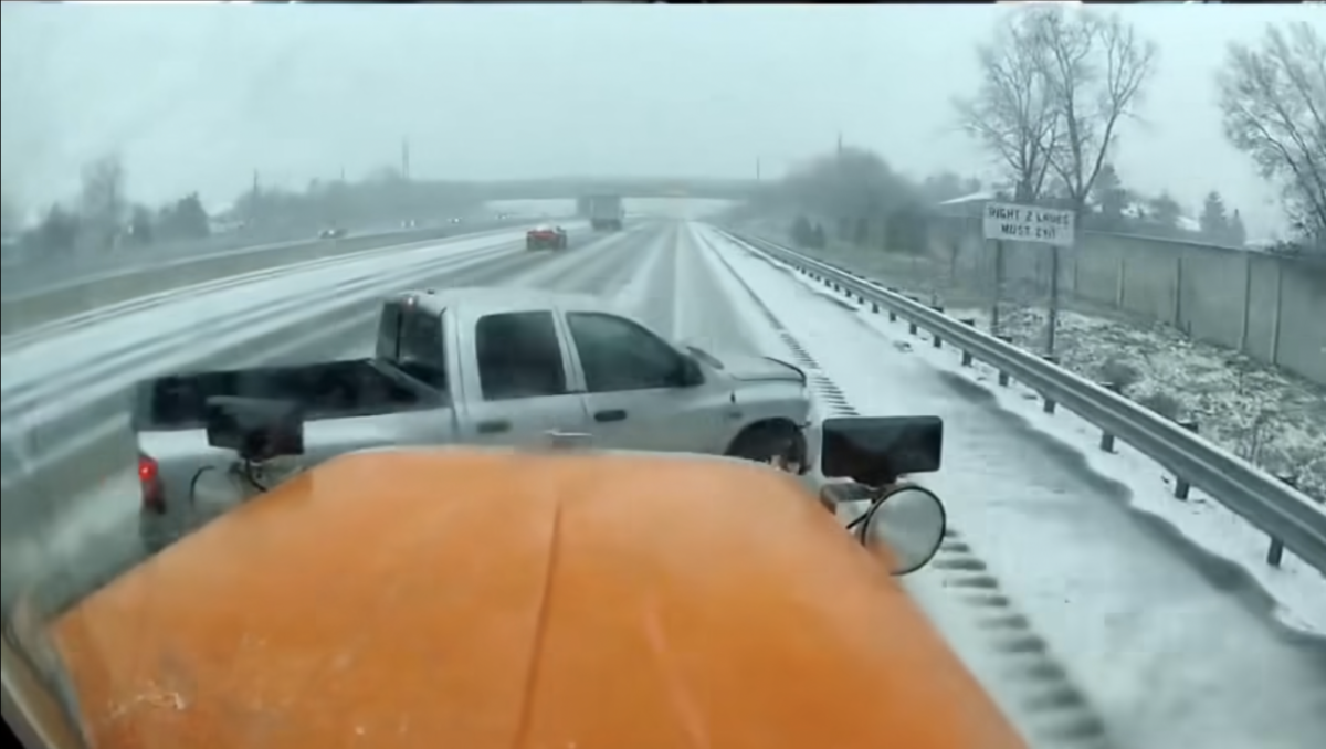 VIDEO: Pickup driver learns exactly why you shouldn’t crowd snowplows