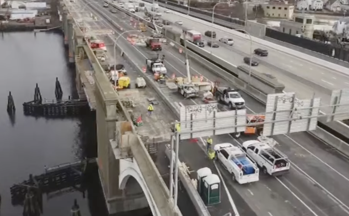 Washington Bridge closure causing Providence to “fall apart” as semi trucks cut through city