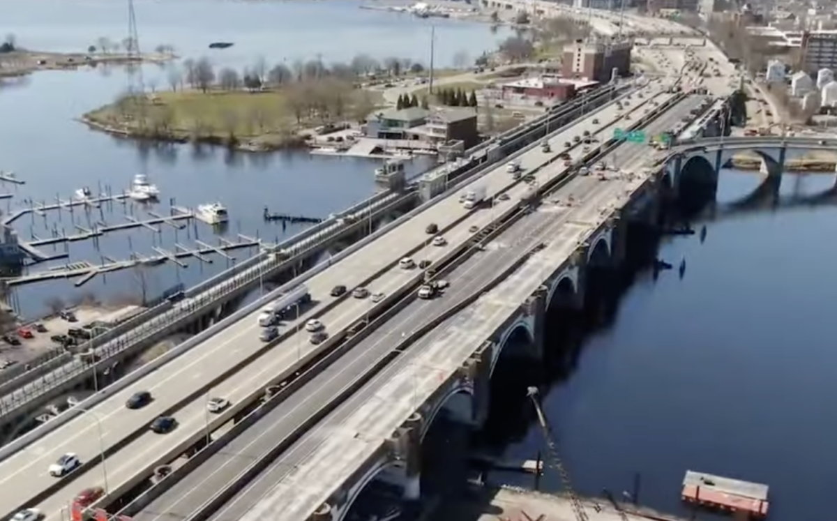 City bans trucks in response to 2 year Washington Bridge closure