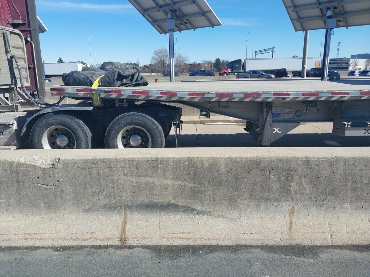 Concerned citizen report leads cops to steel coil hauler with cracked trailer frame